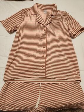 Hanna Andersson Women's Short Sleeve And Short Pajama Set, Small